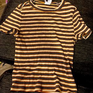 Ribbed skin tight crop top